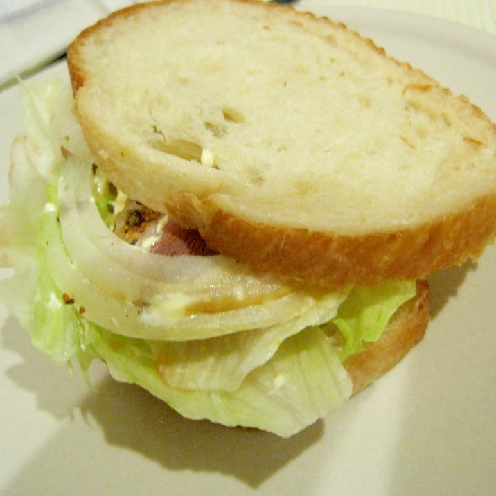 鴨肉ローストのサンドイッチ